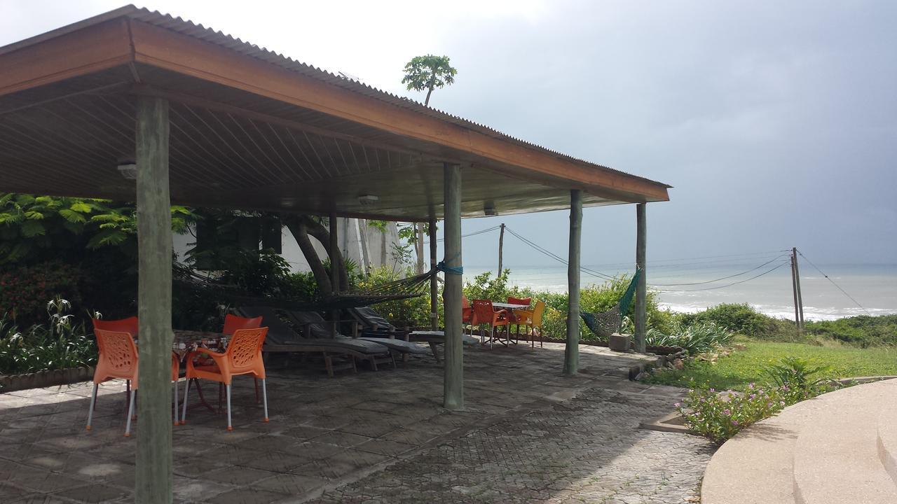 Biriwa Beach Hotel Eksteriør billede
