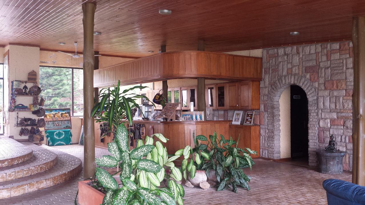 Biriwa Beach Hotel Eksteriør billede